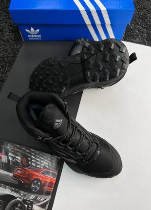 Шикарні зимові кросівки "adidas terrex swift r gore-tex fur winter"4 фото