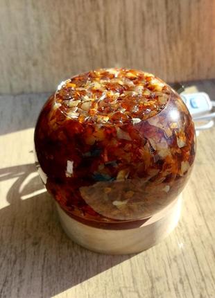 Янтарный светильник ночник, настольная лампа из янтаря6 фото