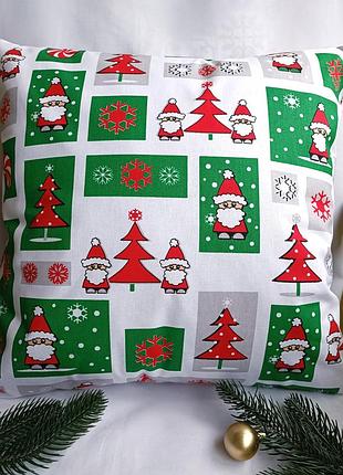Новогодняя наволочка 35*36 с сантами с хлопка