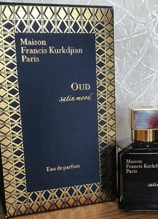 Oud satin mood
mfk