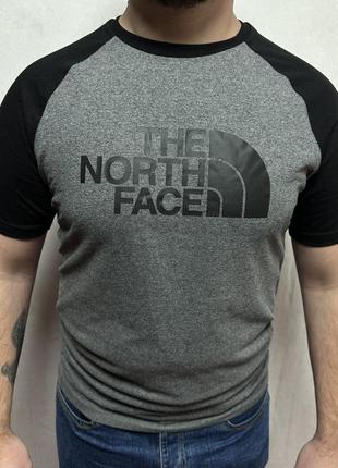 Футболка в сером цвете the north face🔥