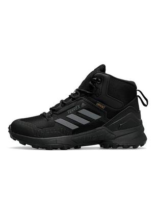 Зимові чоловічі кросівки адідас adidas terrrex swift r gore tex fur all black grey stripes