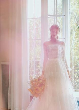 Свадебное платье а силуэта. весільна сукня вручну розшита мереживом, ніжна3 фото