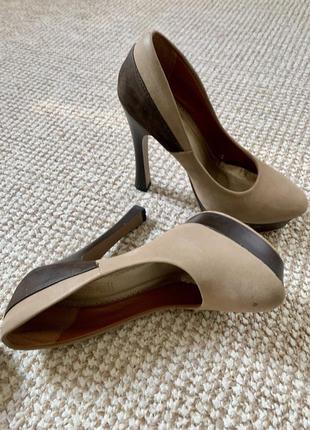 Мега круті туфлі.