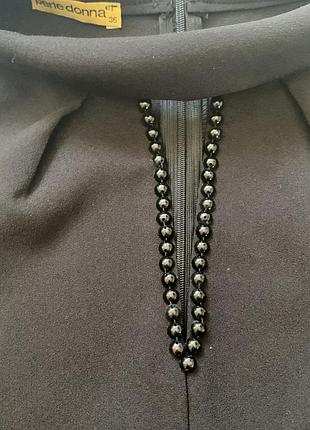 Маленьке чорне плаття 3