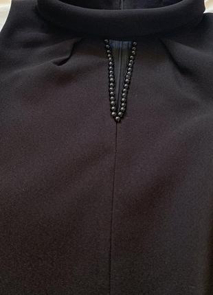 Маленьке чорне плаття 4