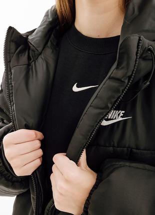 Жіноча куртка nike clsc puff чорний 3xl (7dfb7674-010 3xl)3 фото