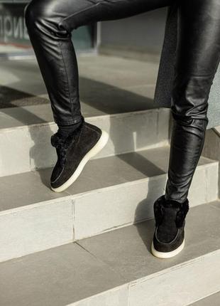 Женские ботинки из натурального меха черные8 фото