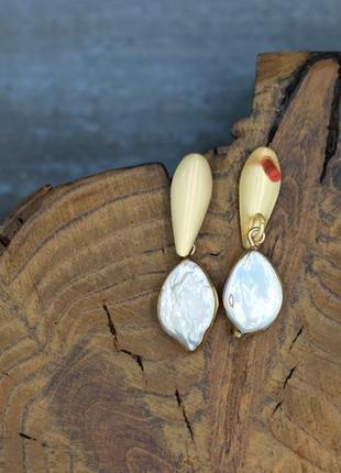 Ошатні сережки з бароковим перлами. перли2 фото