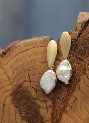 Ошатні сережки з бароковим перлами. перли3 фото