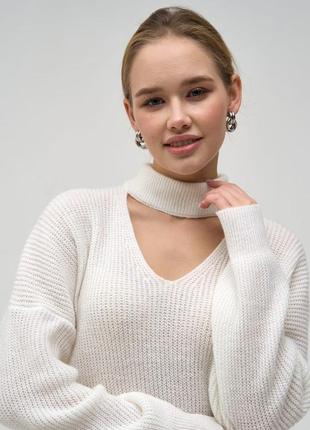 Стильный элегантный полушерстяной джемпер свободного силуэта5 фото