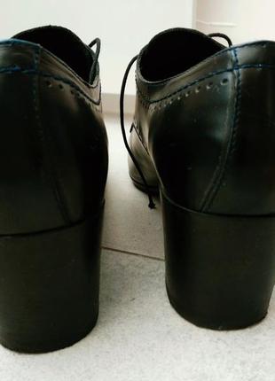 Туфли броги кожанные, каблук 5,5 см женские tj collection, размер 404 фото
