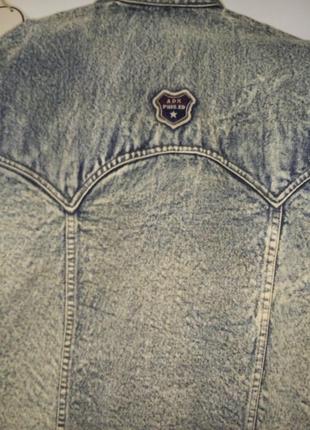 Винтажная тёртая джинсовая куртка5 фото