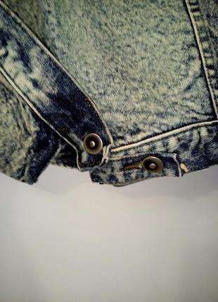 Винтажная тёртая джинсовая куртка8 фото