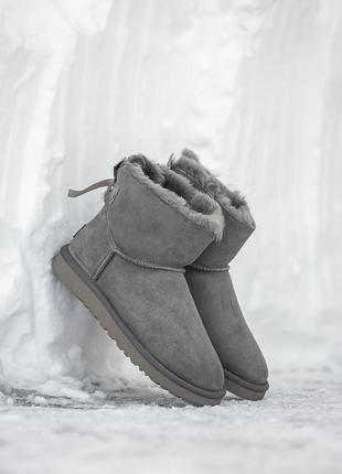 Замшевые женские угги мини с бантом, ugg classic mini bailey bow. серые, овчина.3 фото