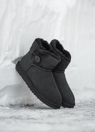 Замшевые женские угги мини на пуговице,ugg classic mini baileyрожден. черные, овчина. премиум3 фото