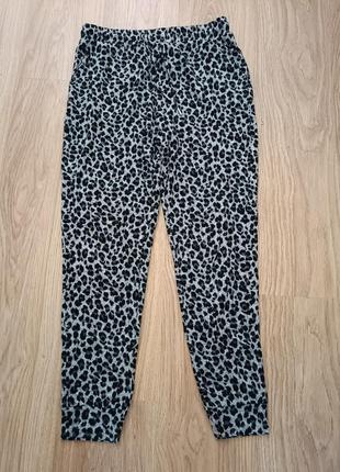 Только сегодня цена 699!!!новый костюм теплый, но тоненький 38р, м