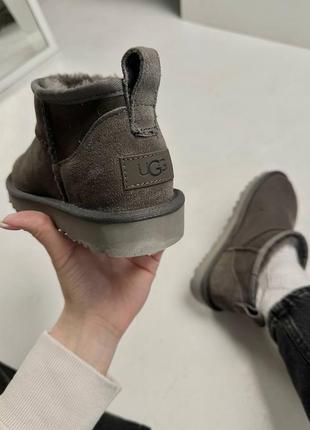 Замшевые женские угги ультра мини, овчина. ugg ultra mini, grey, premium8 фото