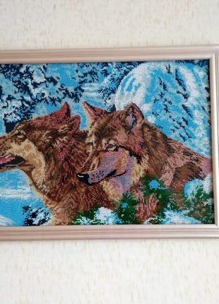 Картина вышитая чешским бисером"волки в зимнем лесу"