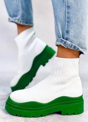 Женские кроссовки высокие трикотажные белого цвета на ярко зеленой подошве 36-41