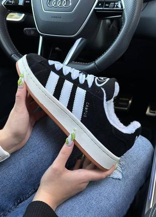 Женские зимние кроссовки adidas campus black white gum fur