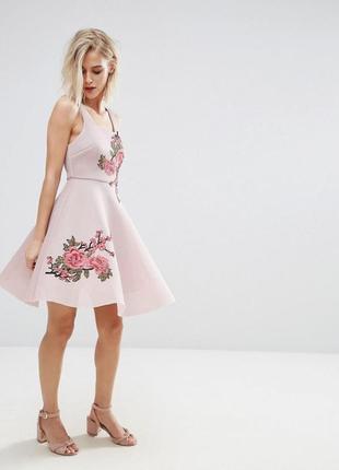 Шикарна ошатна ніжна сукня premium якості з вишивкою5 фото
