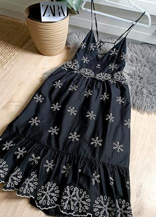 Платье миди с контрастной прорезной вышивкой от zara, размер 2xl