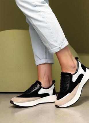 Кросівки жіночі замшеві чорні5 фото