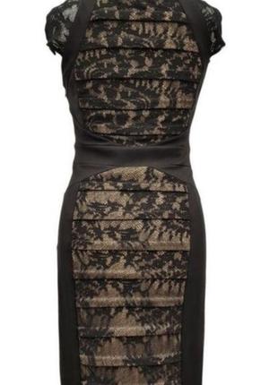 Трикотажное силуэтное платье футляр с элементами кружева2 фото