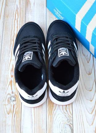 Adidas iniki черные женские кроссовки замшевые зимние термо на флисе ботинки низкие теплые зимние водонепроницаемые отменное качество сапоги черные с белым10 фото
