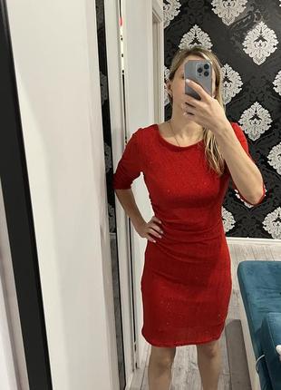Червоне блискуче плаття3 фото