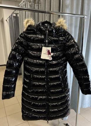 Жіноча куртка moncler