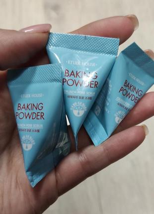 Скраб для особи з содою etude house crunch pore scrub baking powder