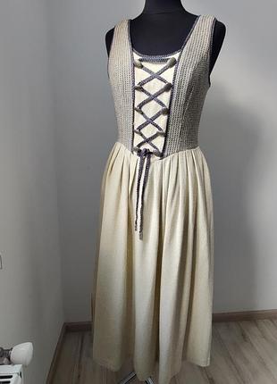 Вижное платье размер м-s rose dirndl