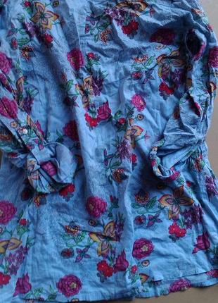 Подовжена блузка в квіти5 фото