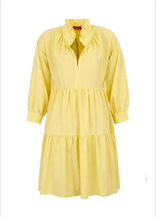 Желтое платье модное красивое