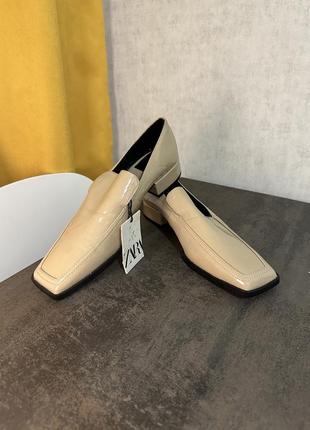 Лоферы zara