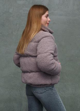 Зимняя короткая куртка, шубка, пуфер женский / лиловый3 фото