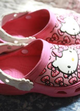 Крокссы hello kitty 4