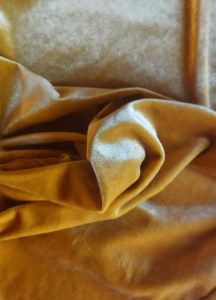 Красивые. эффектные брюки палаццо. трикотаж. велюр.высокая посадка. цвет охра.