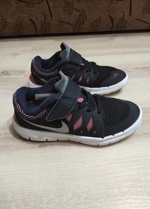 Легкі текстильні кросівки на сітці nike free — 32 розмір