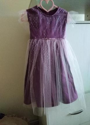 Святкове плаття сукня