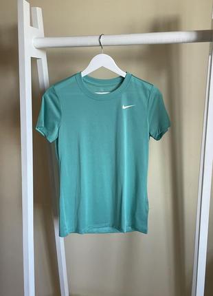 Футболка nike dri-fit aq3210-392