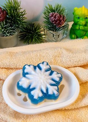 Набор новогоднего мыла ручной работы с растительными и эфирными маслами3 фото