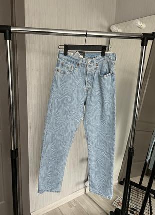 Джинсы levi’s джинсы мом5 фото