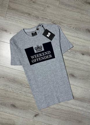 Футболка weekend offender