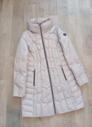 Зимовий пуховик guess