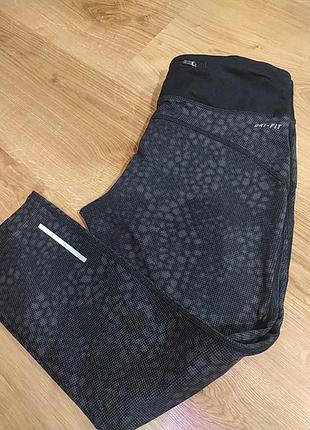 Спортивные бриджи