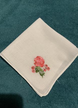 Носова хустка платок з квіткою
