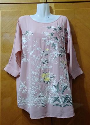 Блуза з красивою вишивкою  р.14 від  khaadi west